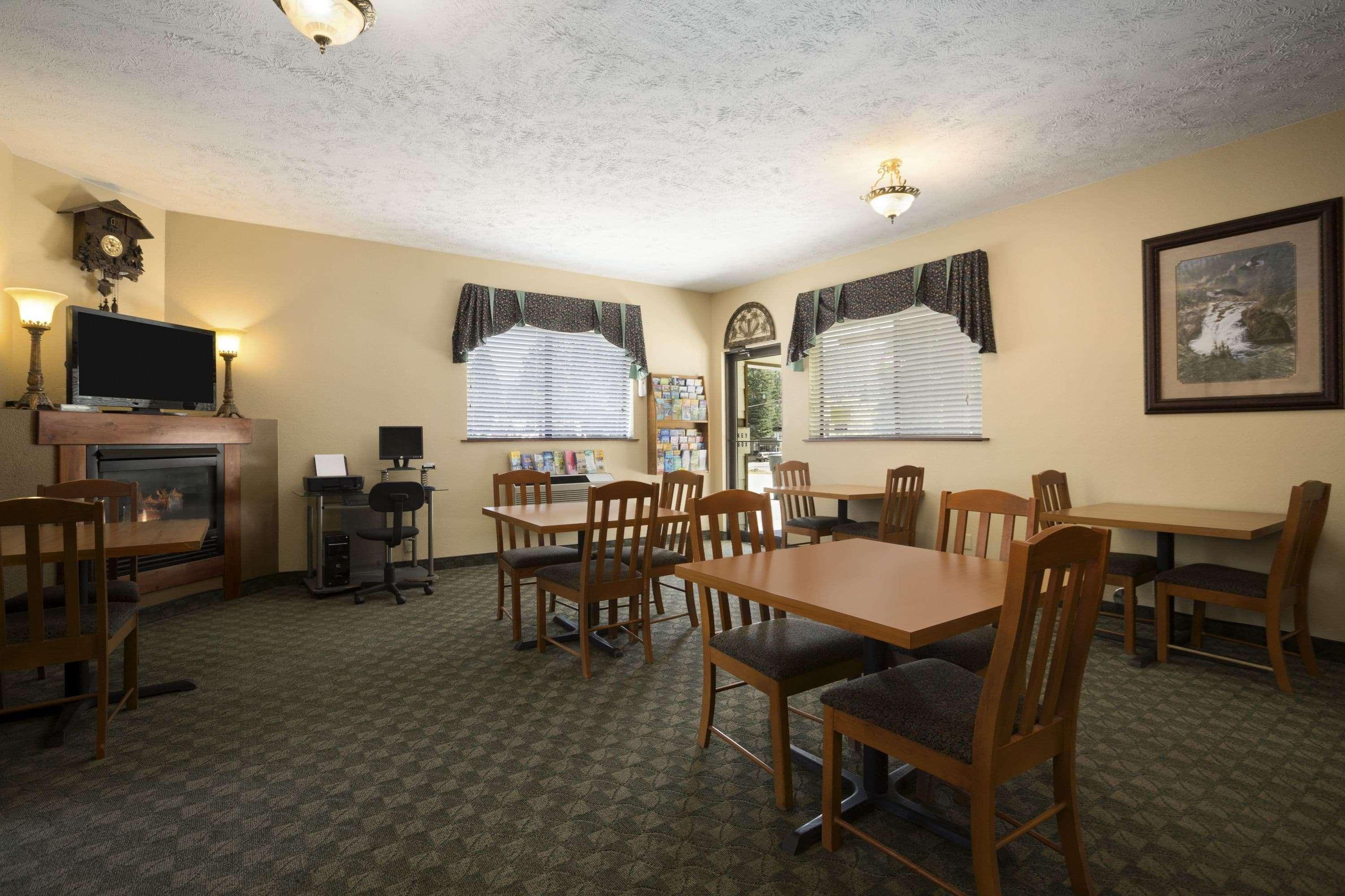Howard Johnson By Wyndham Leavenworth Exterior foto